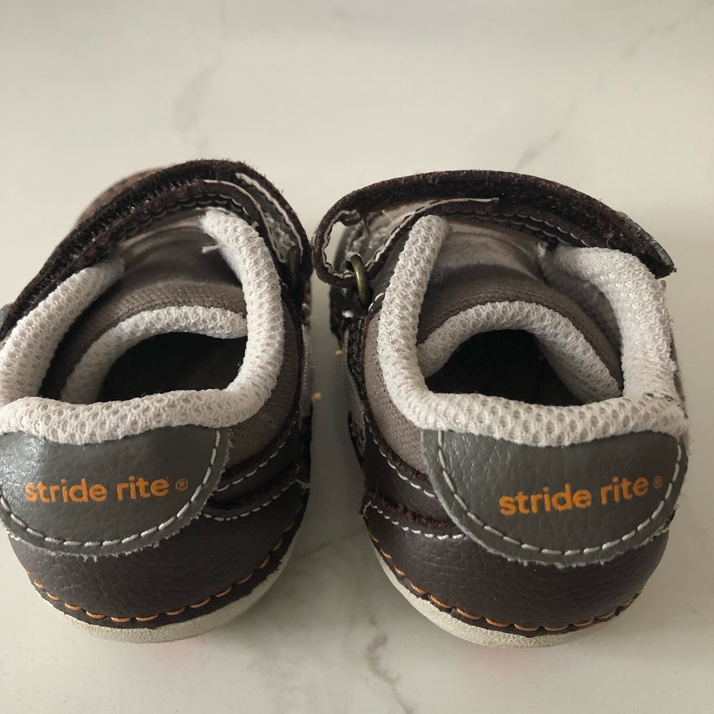 STRIDE RITE SHOES - Picture 2 of 2